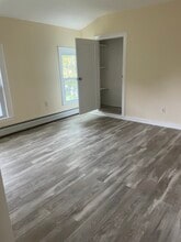 404 W Clinton St, Unit 4 in Elmira, NY - Building Photo - Building Photo