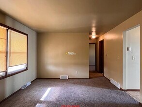 831 S Commercial St in Neenah, WI - Building Photo - Building Photo