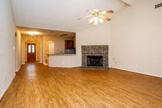 18714 Timber Spring Dr in Humble, TX - Building Photo - Building Photo