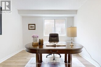 267 Savage Rd in Newmarket, ON - Building Photo - Building Photo