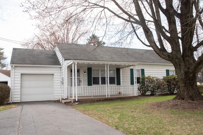 property at 1349 Lititz Rd