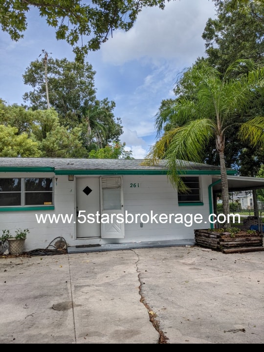 2611 41st Ave N in St. Petersburg, FL - Building Photo