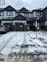 104 Patchell Pl in North Grenville, ON - Building Photo