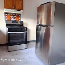 3309 W Run Rd in Munhall, PA - Building Photo - Building Photo