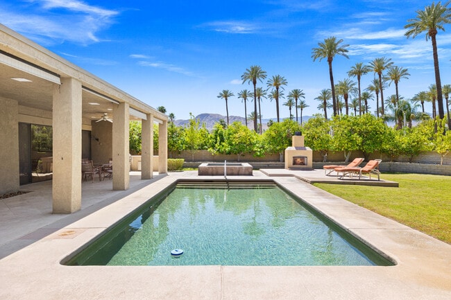 property at 70520 Gardenia Ct