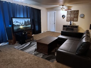 127 S Main St in Fort Morgan, CO - Foto de edificio - Building Photo