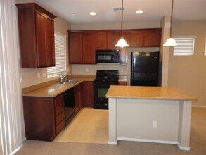 5516 Stelle Amore St in North Las Vegas, NV - Building Photo - Building Photo