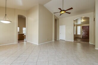 4410 E Yawepe St in Phoenix, AZ - Building Photo - Building Photo
