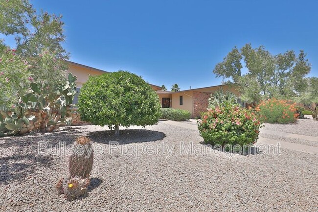 19470 N Camino Del Sol in Sun City West, AZ - Building Photo - Building Photo