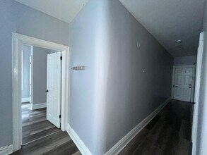 112 Corbin Ave, Unit 402 in Jersey City, NJ - Building Photo - Building Photo