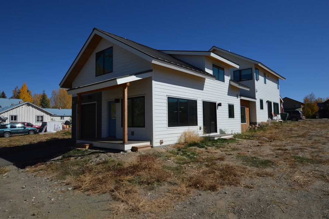 417 S Boulevard St in Gunnison, CO - Building Photo