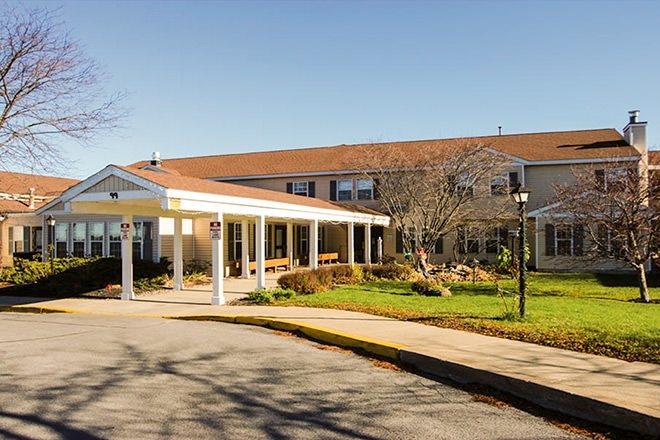 Brookdale Clinton in Clinton, NY - Foto de edificio