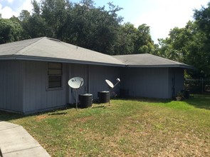 Oak Crest Apartments in Winter Haven, FL - Building Photo - Building Photo