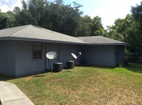 Oak Crest Apartments in Winter Haven, FL - Foto de edificio - Building Photo