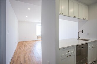 20 Franklin Blvd in Long Beach, NY - Building Photo - Building Photo