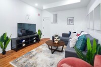 3031 W Diamond St photo'
