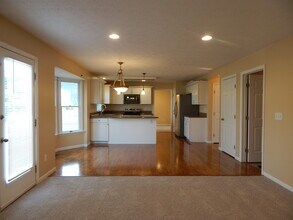 20 Lexington Ct in Springboro, OH - Foto de edificio - Building Photo