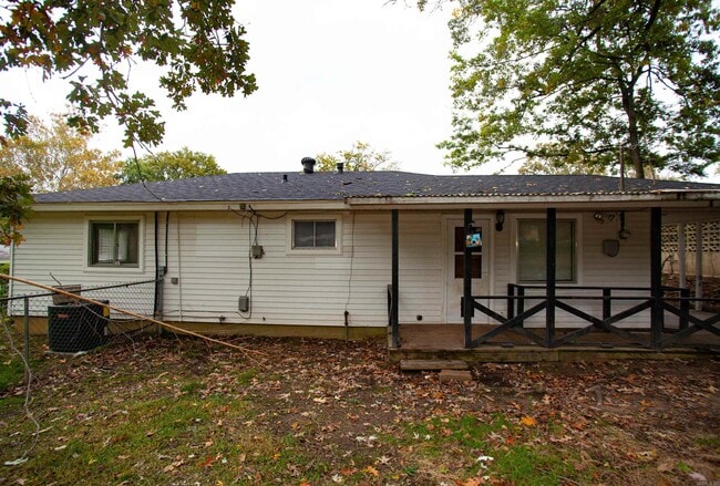 4 N Meadowcliff Dr in Little Rock, AR - Building Photo - Building Photo