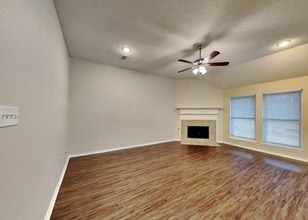 9228 August 32rd# Run in Arlington, TX - Building Photo - Building Photo