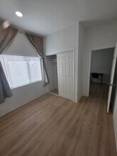 12663 Snowy Owl Way in Rancho Cordova, CA - Foto de edificio - Building Photo