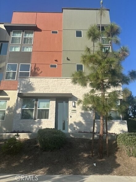 1100 Epic in Irvine, CA - Building Photo - Building Photo
