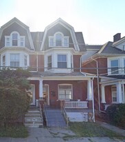 1206 Linden St, Unit 2 in Bethlehem, PA - Building Photo