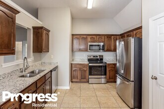 7158 Crape Myrtle Dr in Olive Branch, MS - Foto de edificio - Building Photo