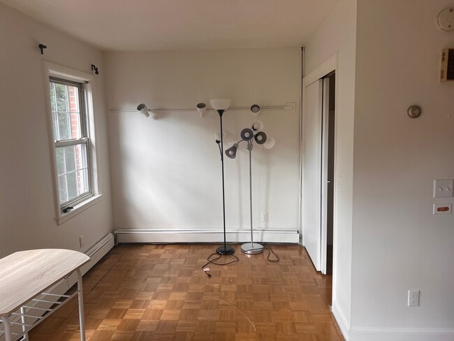 2 Melrose St, Unit 3 in Boston, MA - Foto de edificio - Building Photo