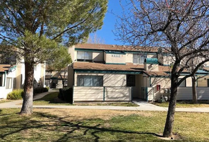 44460 15th St E in Lancaster, CA - Building Photo