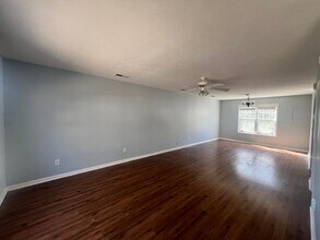 712 Southern Charm Dr in Wilmington, NC - Building Photo - Building Photo