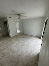 747 Pineville Ln in Lakeland, FL - Building Photo - Building Photo