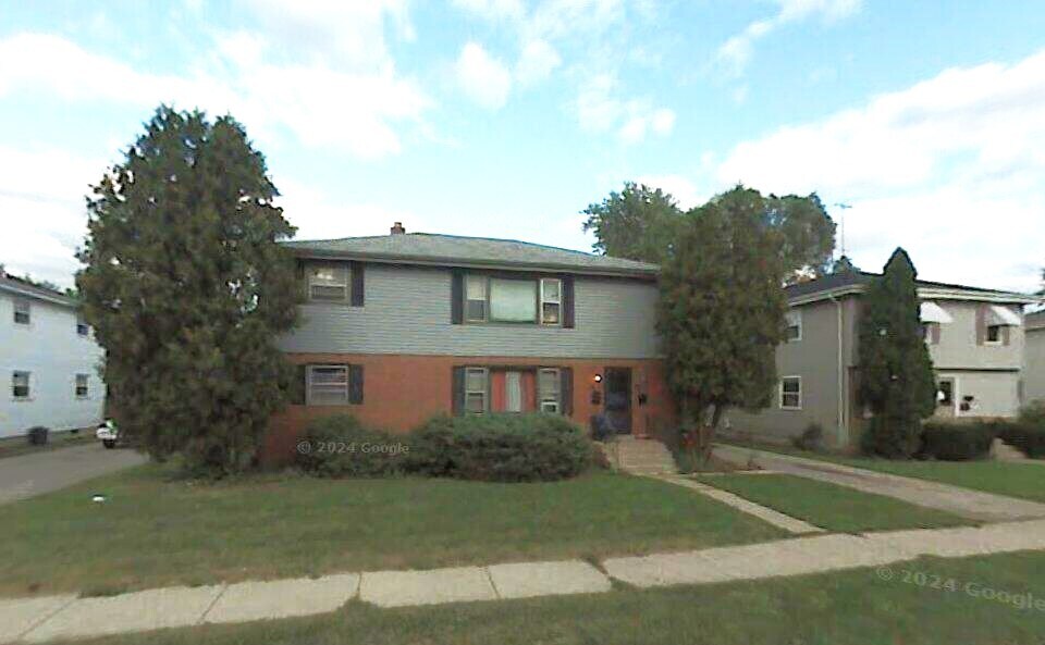 4817 38th Ave in Kenosha, WI - Foto de edificio