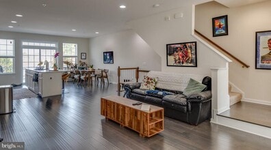 43688 Winterberry Wy in California, MD - Building Photo - Building Photo