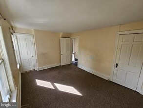 106 N Valley Rd in Paoli, PA - Building Photo - Building Photo