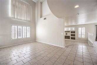 913 Dancing Rain Ct in Las Vegas, NV - Building Photo - Building Photo