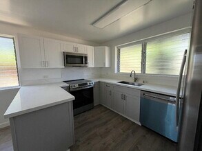 1644D Palolo Ave in Honolulu, HI - Building Photo - Building Photo