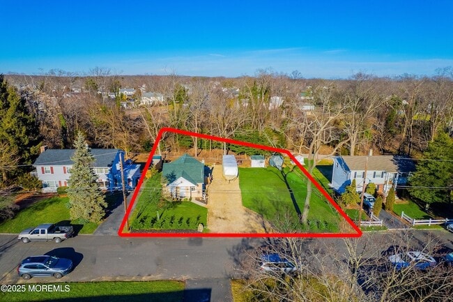 1114 Wildwood Ave in Manasquan, NJ - Foto de edificio - Building Photo