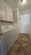 23412 Pacific Park Dr, Unit 22i in Aliso Viejo, CA - Building Photo - Building Photo
