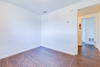 707 Brownsville Rd in Pittsburgh, PA - Building Photo - Building Photo