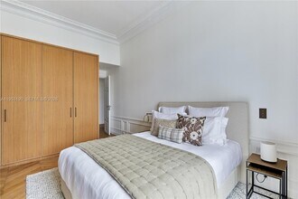 11 Rue St, Unit SDO 403 in Carrollton, TX - Foto de edificio - Building Photo