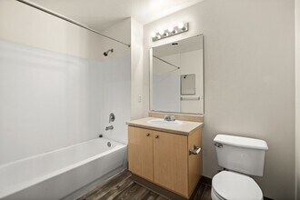 Mill Pond Apartments in Auburn, WA - Building Photo - Building Photo