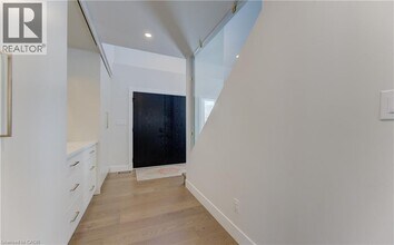 343 Craigleith Dr in Waterloo, ON - Building Photo - Building Photo