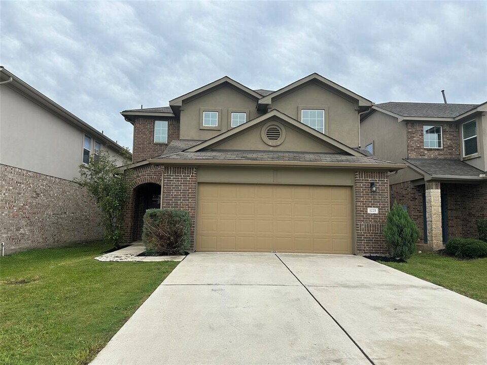 1221 Fairhaven Gtwy in Georgetown, TX - Building Photo