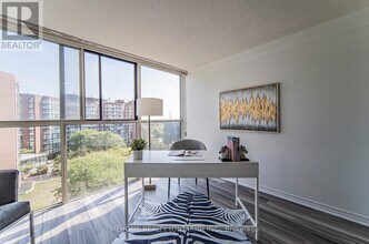 2091-2091 Hurontario St in Mississauga, ON - Building Photo - Building Photo