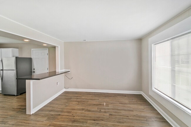 4328 Greenbrier Ln in Richton Park, IL - Building Photo - Building Photo