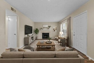 14419 Hanging Moss Cir in Tampa, FL - Building Photo - Building Photo