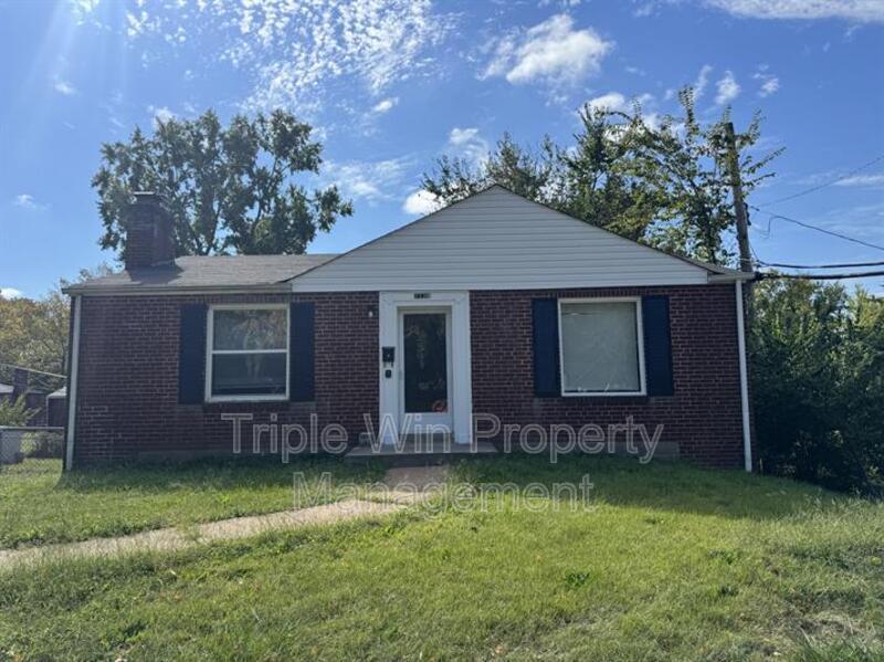 7738 Canton Ave in University City, MO - Building Photo