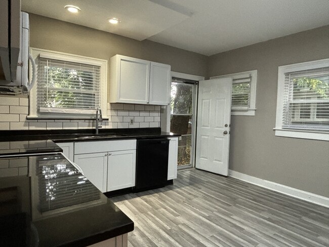 4246 Graceland Ave in Indianapolis, IN - Building Photo - Building Photo