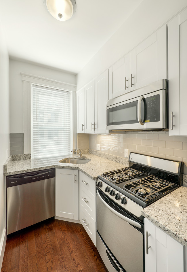 26 Hemenway St in Boston, MA - Building Photo - Building Photo