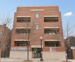 3326 W Irving Park Rd in Chicago, IL - Building Photo